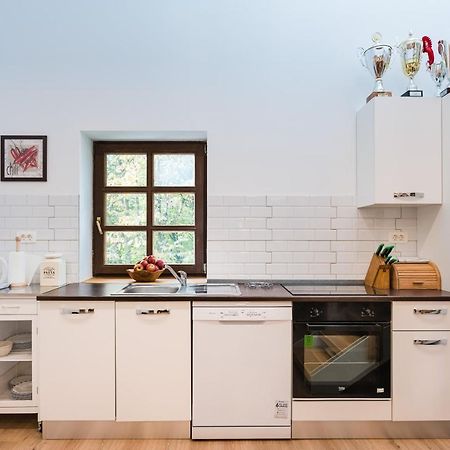 Apartment Zynga - Stud Farm Sentvid Pri Sticni المظهر الخارجي الصورة