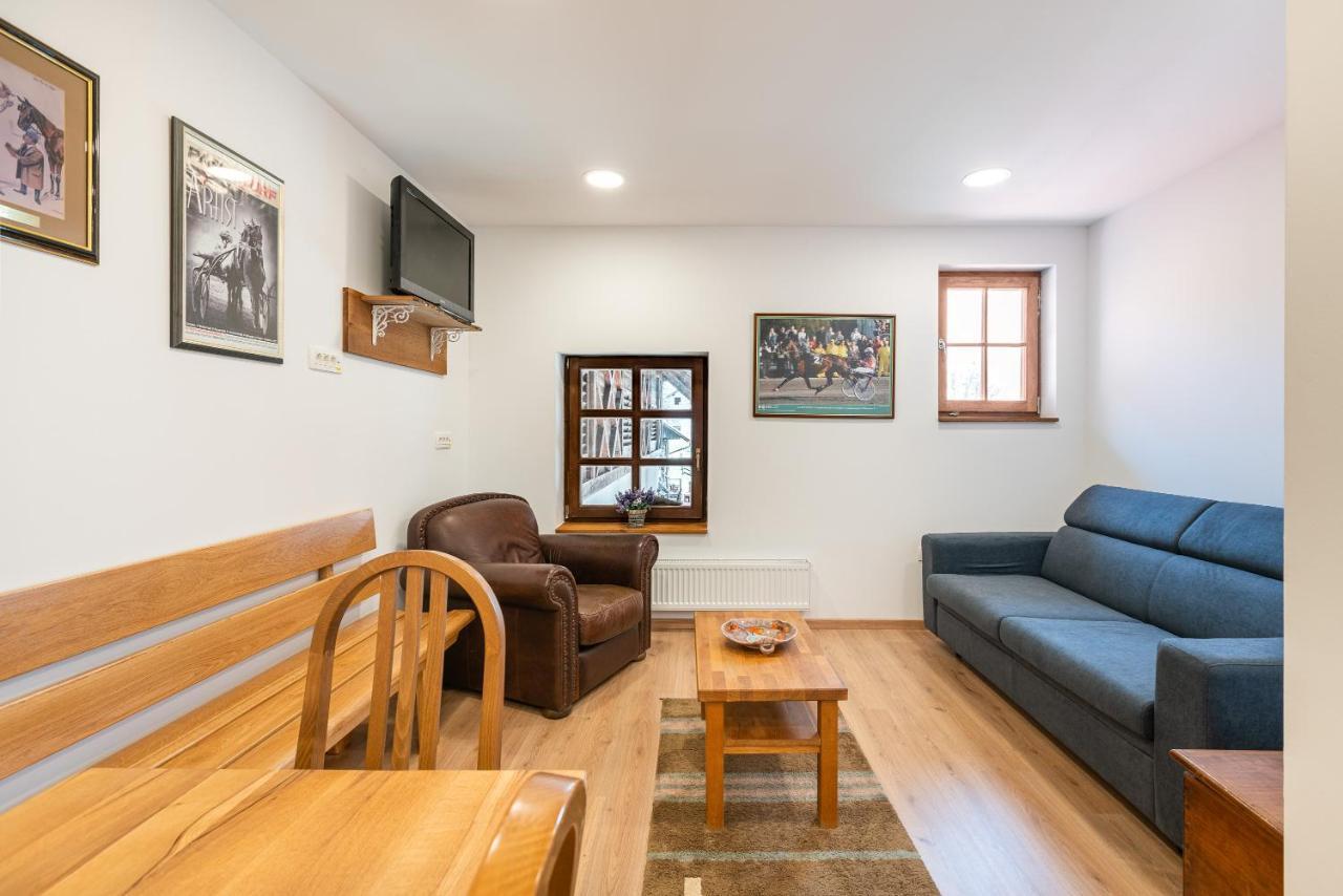 Apartment Zynga - Stud Farm Sentvid Pri Sticni المظهر الخارجي الصورة